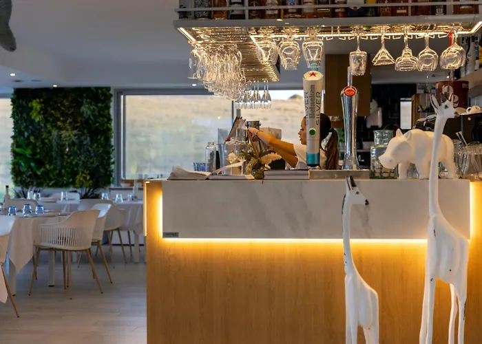 Al-411 - - Alcazaba Lagoon エステポナ