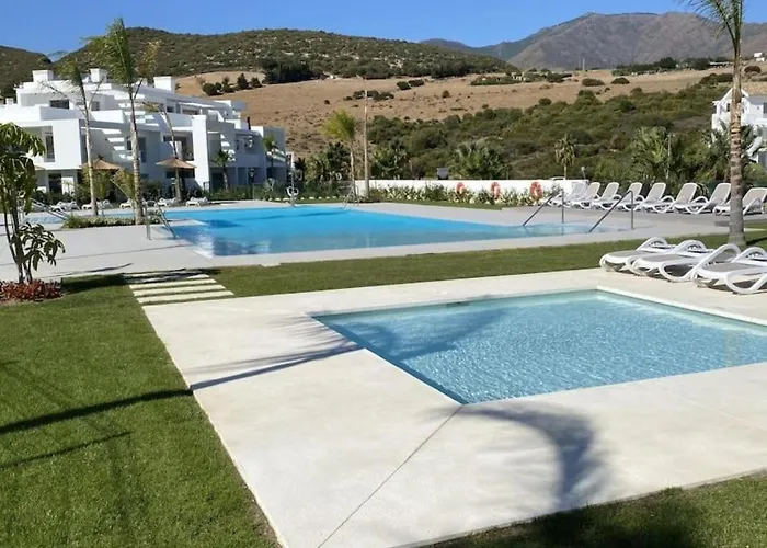 Al-411 - - Alcazaba Lagoon Apartment