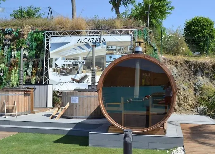 Al-411 - - Alcazaba Lagoon