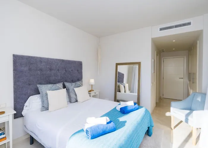 Apartment Al-411 - - Alcazaba Lagoon *